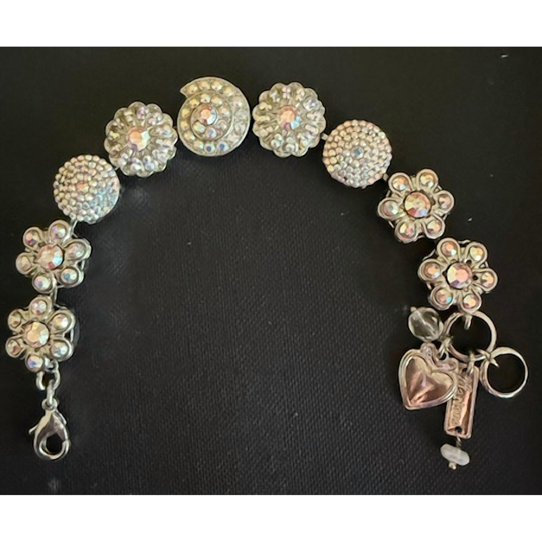 New Mariana Women's On A Clear Day Bracelet In Silver